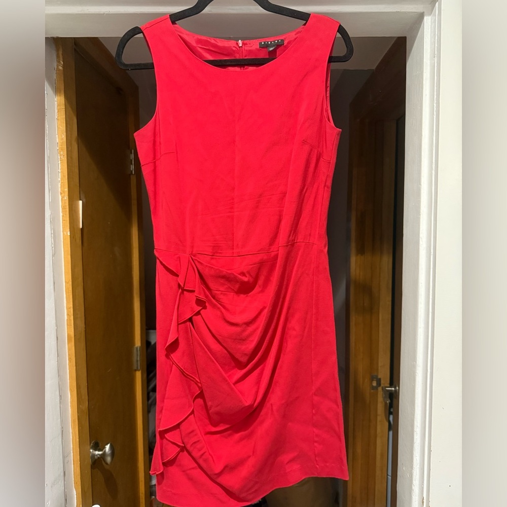 Stunning EUC lipstick red Sisley dress